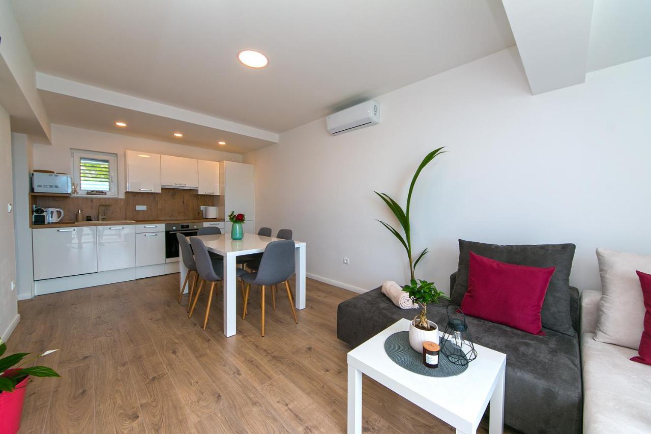 Apartman Macan Brela Dış mekan fotoğraf